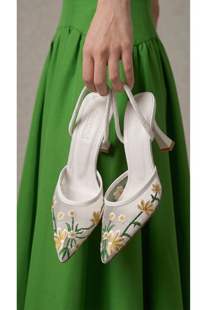 Women's White Floral Embroidery Detailed Strappy Elastic Pointed Toe Evening Dress Shoes 9cm Byndprscic01