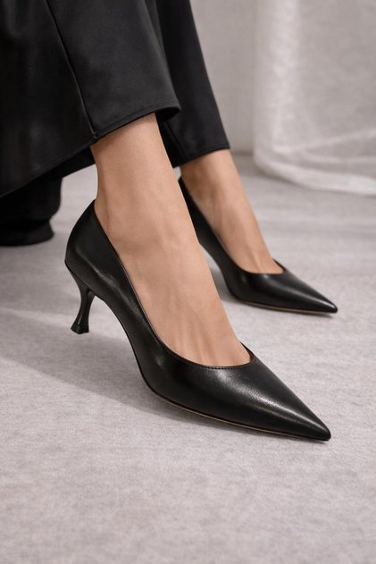WOMEN'S HEEL SHOES