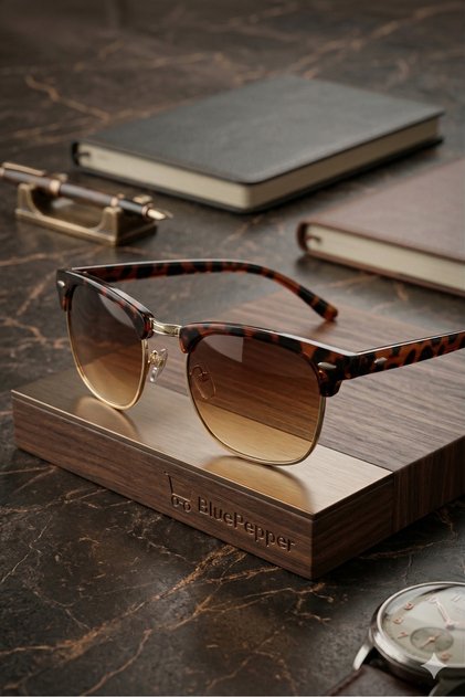 Classic Modern Frame Black Sunglasses Black Lenses Unisex Glasses Stylish Design