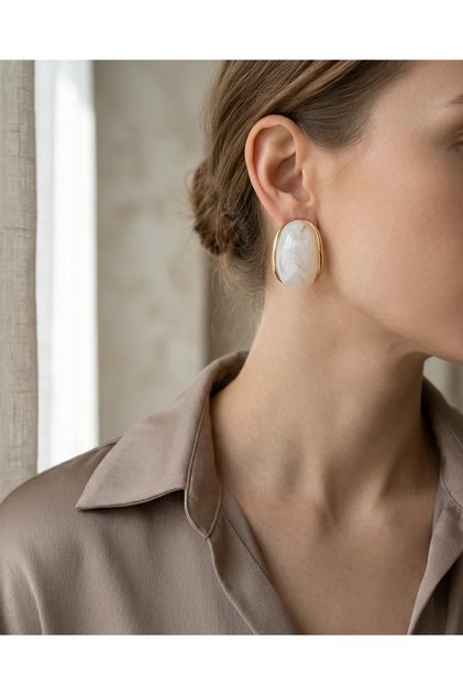 Korean Earrings Vintage Women's Earrings Non-Tarnish Gold Detailed with White Stones
