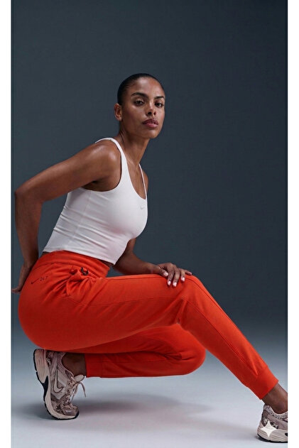 Nike 24.7 ImpossiblySoft Kadin Dri-FIT nar çiçeği Eşofman Altı