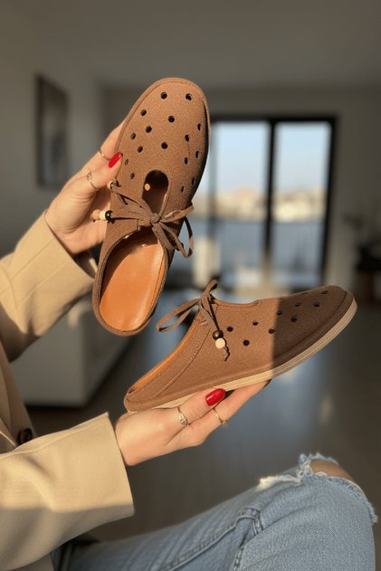 Duvin Brown Women's (2 cm Heeled) Round Toe Laser Perforated Shoes Slippers