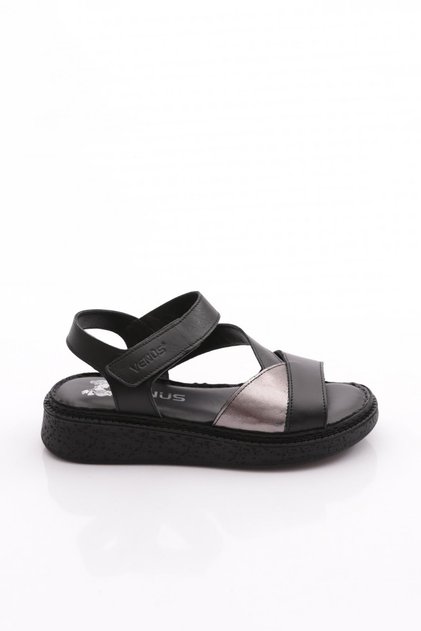 26322466Y Women's Leather Slippers