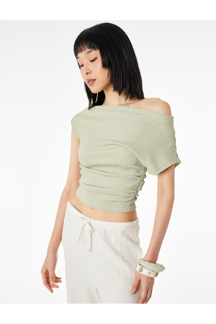 Bürümcük Fabric Textured Draped Asymmetrical Off-The-Shoulder Boat Neck Blouse
