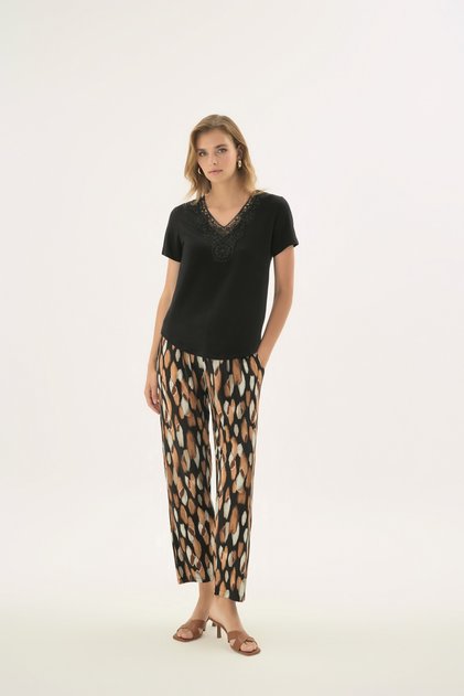 21493 Women's Collar Guipure Lace Pants Suit