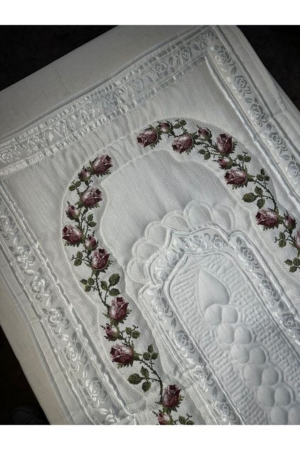 Tulip Patterned Machine-Made Single Prayer Mat