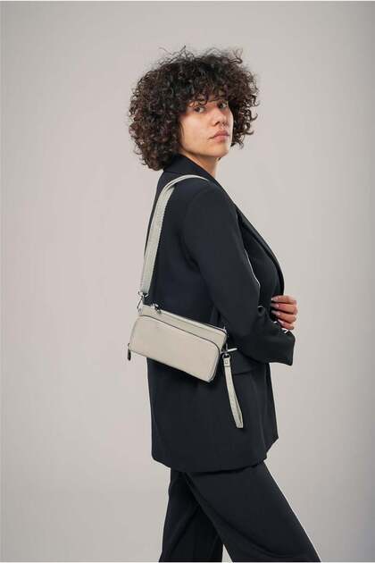 Women's 17972 Shoulder and Arm Bag