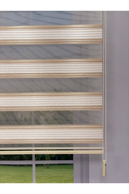 Lora Serisi | Çift Katmanlı Zebra Stor Perde – Krem Bej Şeritli, Işık Kontrollü Rustik Zebra Perde