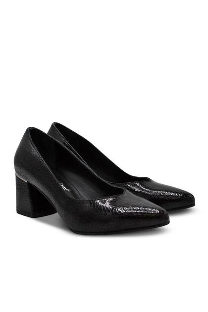 26461930Y Women's Leather Comfort Shoes