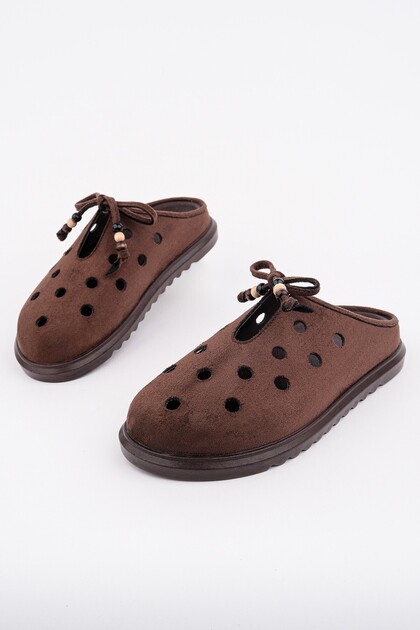 Shammy Suede Leather Perforated Lace-Up Daily Comfortable Closed-Front Women's Slippers