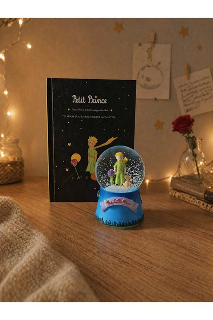 Küçük Prens Orta Boy Işıklı Kar Küresi & Küçük Prens Baskılı Çizgisiz Defter Arkadaşa Hediye