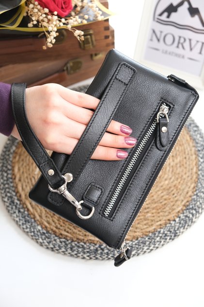 Genuine Leather Men's Handbag Shiny Black 1368