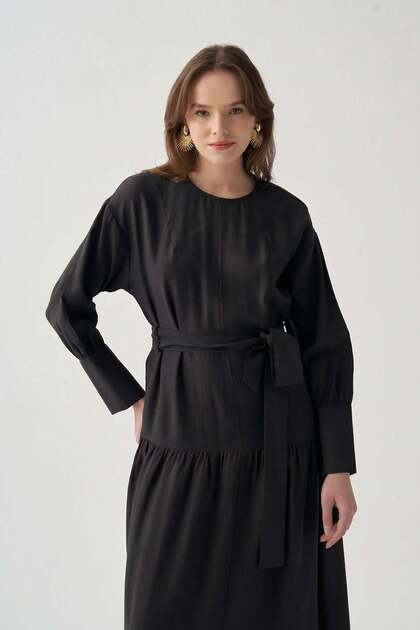 Black-Ruched Detailed Dress