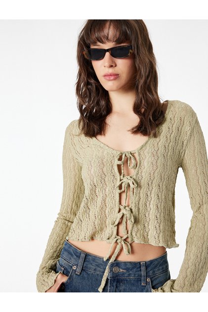 V-Neck Long Sleeve Bow Tie Detailed Lace Blouse
