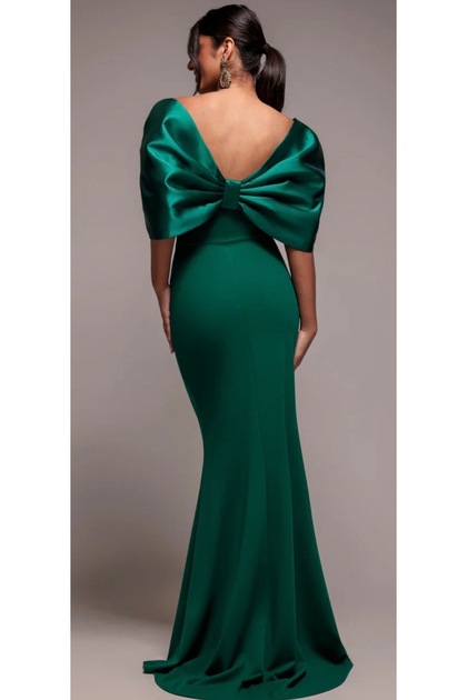Godiva Emerald Green Off-The-Shoulder Mermaid Evening Gown - Oversized Back Bow Maxi Prom Dress for Women- Trendyol Godiva Emerald Green Off-The-Shoulder Mermaid Evening Gown - Oversized Back Bow Maxi Prom Dress for Women- Trendyol