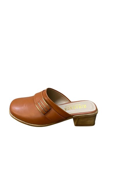 Women's Closed-Front Heeled Buckle Slippers