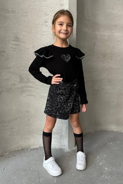 Girl's Heart Detailed Sweatshirt and Leopard Patterned Shorts Skirt Set Black