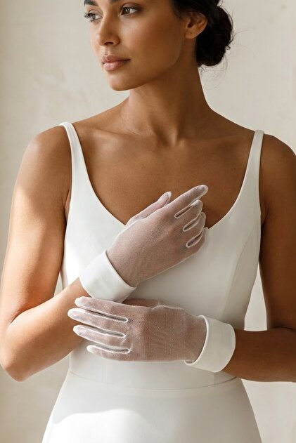 Noirvelle Sheer White Tulle Gloves – Short Luxury Bridal and Event Accessory with Cuffs