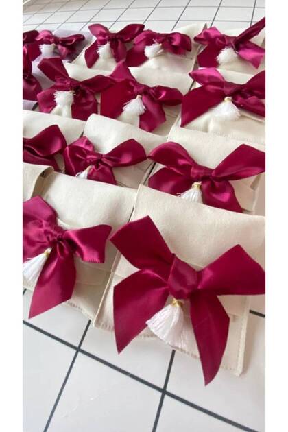 Mini Distributions (12 Pieces)
