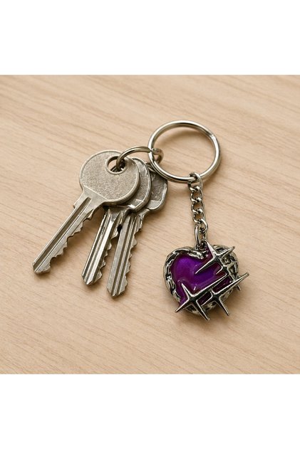 Gothic Purple Heart Spiked Metal Keychain Unisex Accessory