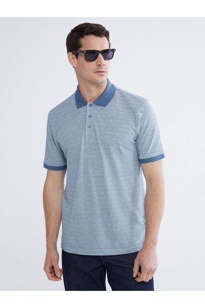 Tricou bărbătesc cu guler polo și dungi
