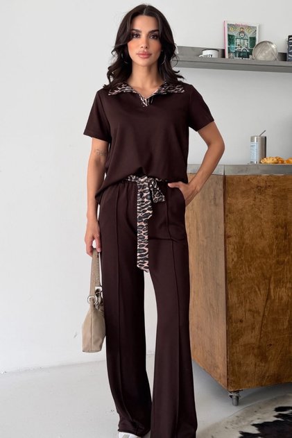 Women's Short Sleeve Modern Modal Set with Leopard Collar and Belt Detail