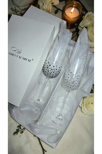 Pahare Mireasa/Mire decorata cu Cristale , Set doua pahare, Pahare personalizate