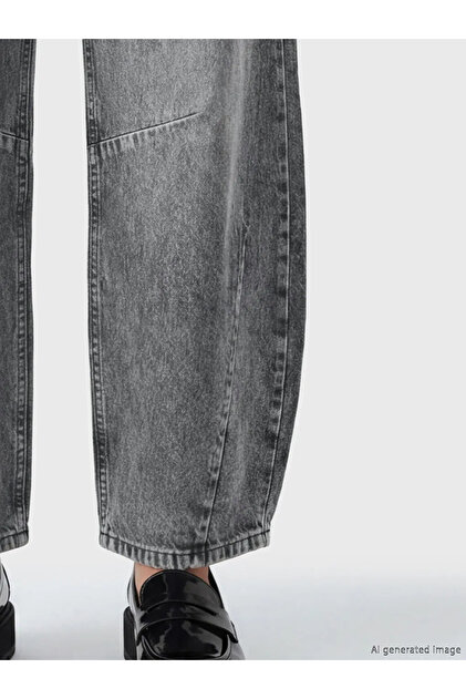 Gray Balloon Fit Women's Jean Pants