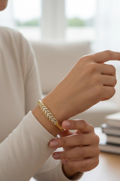 STİL İNCİSİ/XUPING JEWELRY BALIK SIRTI ZİRKON TAŞLI KELEPÇE (LÜTFEN SİPARİŞ VERMEDEN ÖNCE BEDEN TABLOSUNU MUTLAKA İNCELEYEREK SİPARİŞ VERİNİZ.)