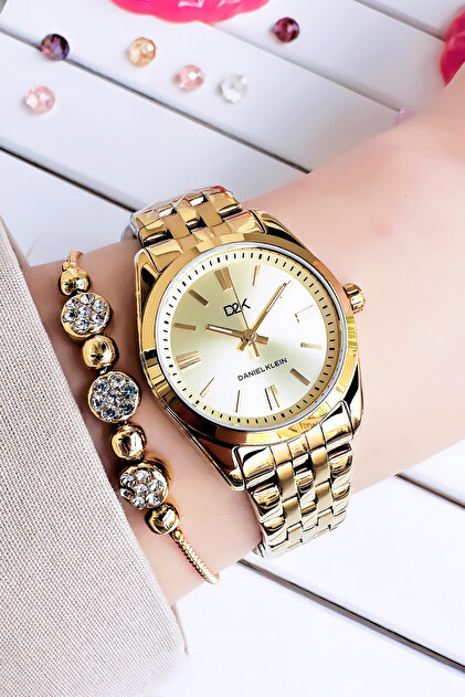 Women's Wristwatch 3 ATM Waterproof Gold Color Steel Strap + Bracelet Gift Wlg596