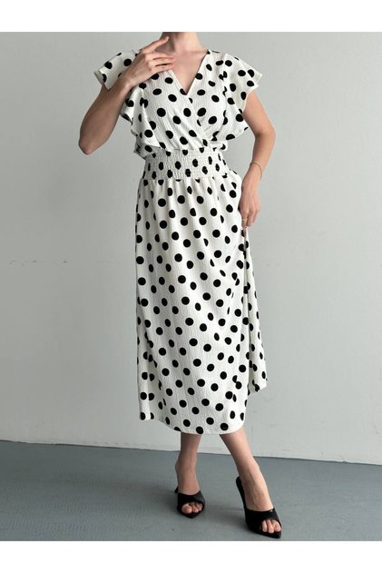 Women's Wrinkled Fabric Polka Dot Double Breasted Collar and Ruffle Sleeve Dress