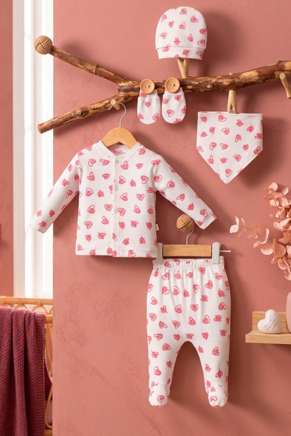 Red Heart Patterned Organic 100% Cotton 5-Piece Hospital Discharge Set
