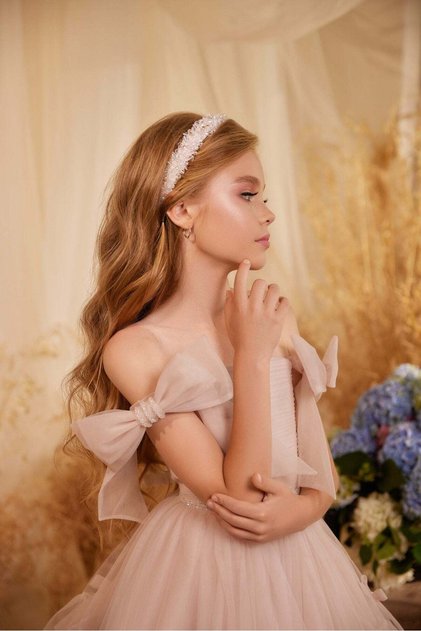 أناقة ساحرة بجودة عالية، تصميم أنيق ومريح وعصري، أزياء عصرية بأسلوب أنيق