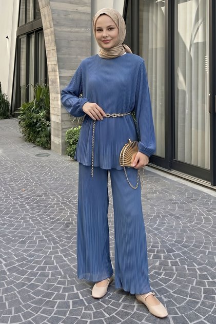 Pleated Chiffon Indigo Suit with Loose Trousers