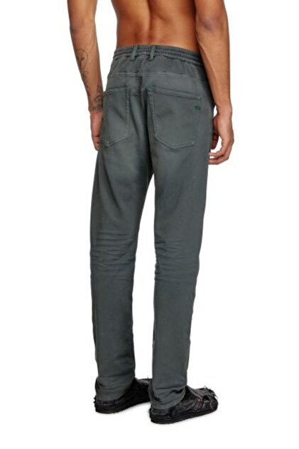Diesel 2032 D-KROOLEY-B ANTRASİT ERKEK REGULAR JOGG JEAN PANTOLON