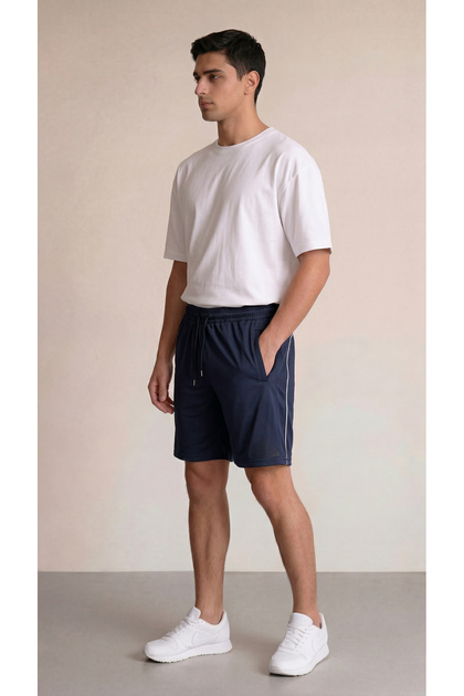 Men's Breathable Patterned Fabric Shorts with Pockets and Zipper Detail on the Back