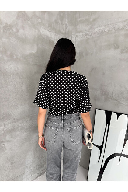 Noa Noa Kadın Puantiyeli Crop Bluz – Kısa Kollu Beyaz Şık Crop Top