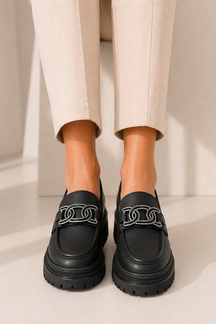 Çnr Women's Black Leather Buckle Detailed Casual Shoes