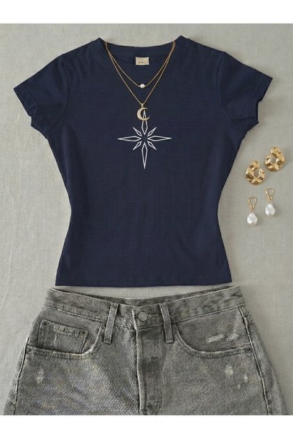 Women's Compass Written Stone Print - Lycra Short Sleeve Body Tee Crop
