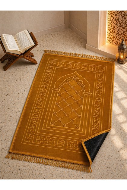 Luxurious Thick Soft Plush Prayer Rug - Non-Slip Base - with Tassels - Giftable Dowry Prayer Rug
