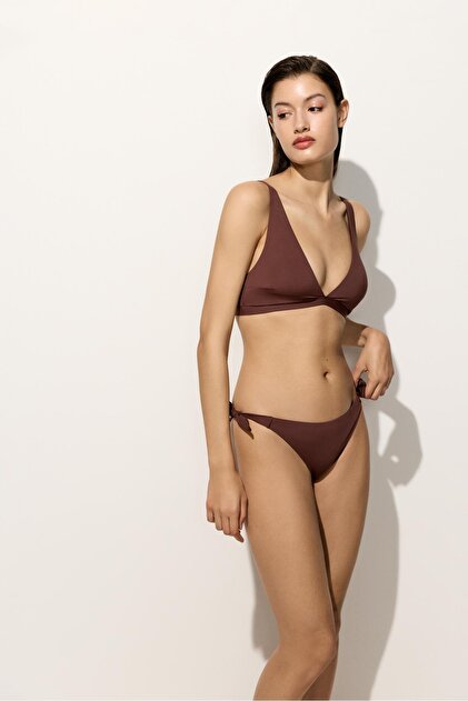 Bağlamalı bikini altı