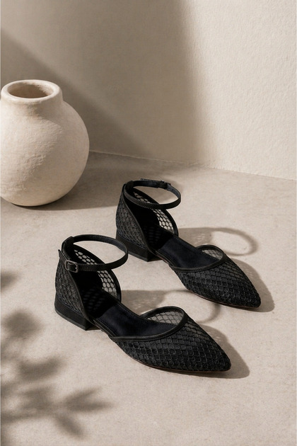 Fıstık, Closed Toe Mabeyn Mesh Patterned Jurdan Low Heeled Shoes