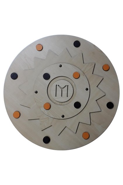 Wooden Round Kayi Shield with Good Figure
