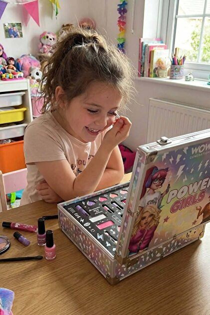Feyza Oyuncak WOW Generation Glam & Go Aynalı Makyaj Çantası Seti