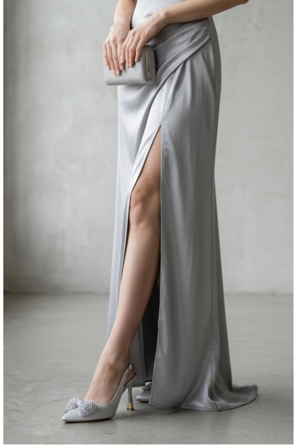 Rochie de seară cu toc mediu, cu vârf ascuțit, din satin argintiu, cu fundă cu strasuri, pentru femei F6181