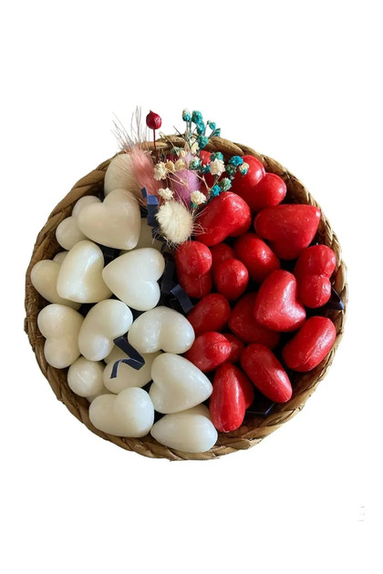 Mini Heart Decorative Scented Basket White and Red Color Soap (15 White, 15 Red, 30 Pieces in the Basket, 2*2 cm)