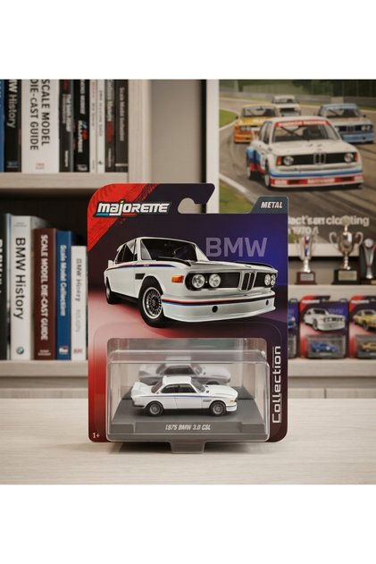 Koleksiyonerlere Özel Standlı Efsane 1975 BMW M3 CSL 1:64