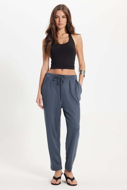Women's Regular Fit Classic Cut Waist Tie Pleated Double Pocket Anthracite Trousers