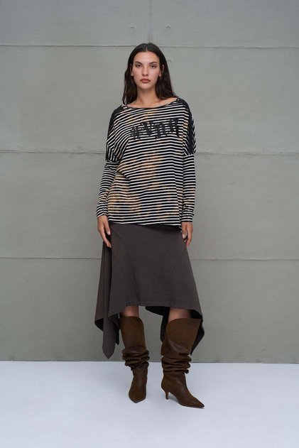 Black and White Striped Long Sleeve T-Shirt 18004
