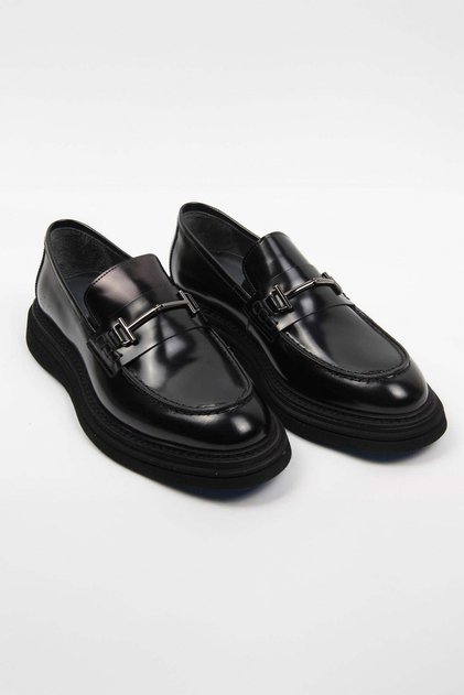 Black Buckle Loafer Men's Shoes Shiny Surface Thick Sole Model
